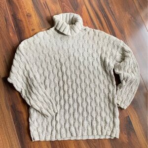 VTG Woolrich 100% Cotton Heavy Cable Knit Turtleneck Sweater Oatmeal